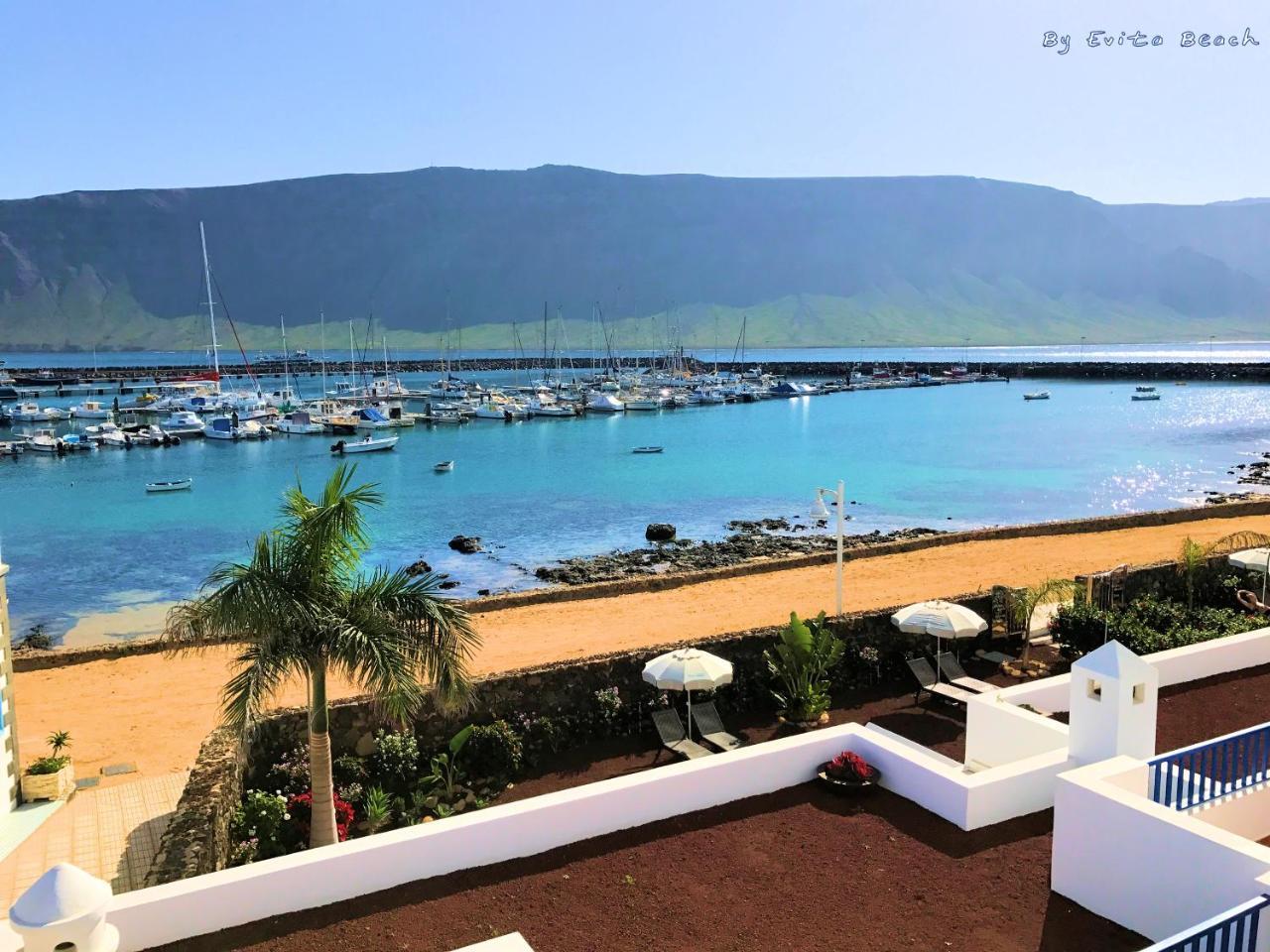 La Graciosa Camelia Beach Vistas Mar Caleta de Sebo Extérieur photo
